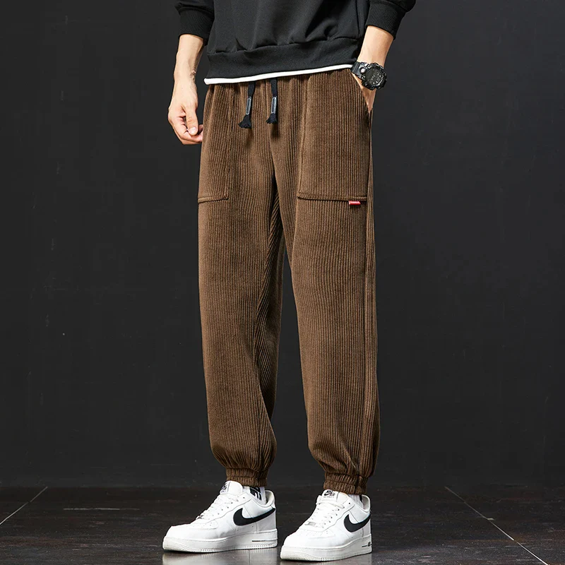 SIGNATURE CORDUROY JOGGER