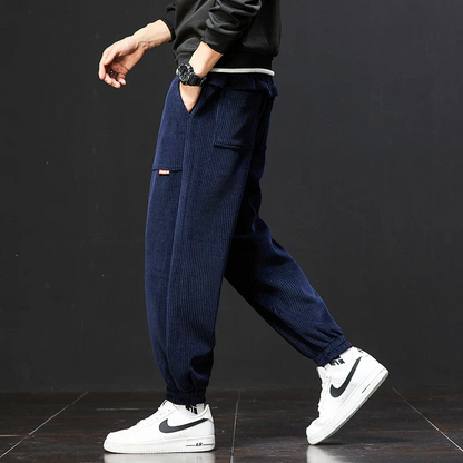 SIGNATURE CORDUROY JOGGER