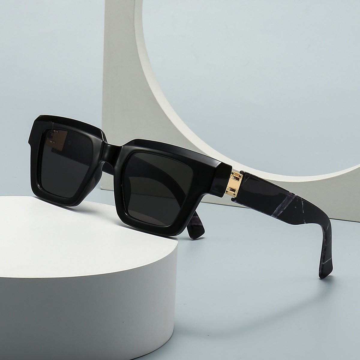 MOLTA SQUARE SUNGLASSES